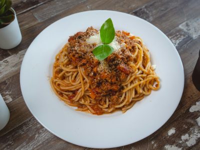 spaghetti on white ceramic plate